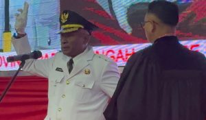 Suasana saat pelantikan Pj Bupati Intan Jaya, Zakarias Marey di Nabire