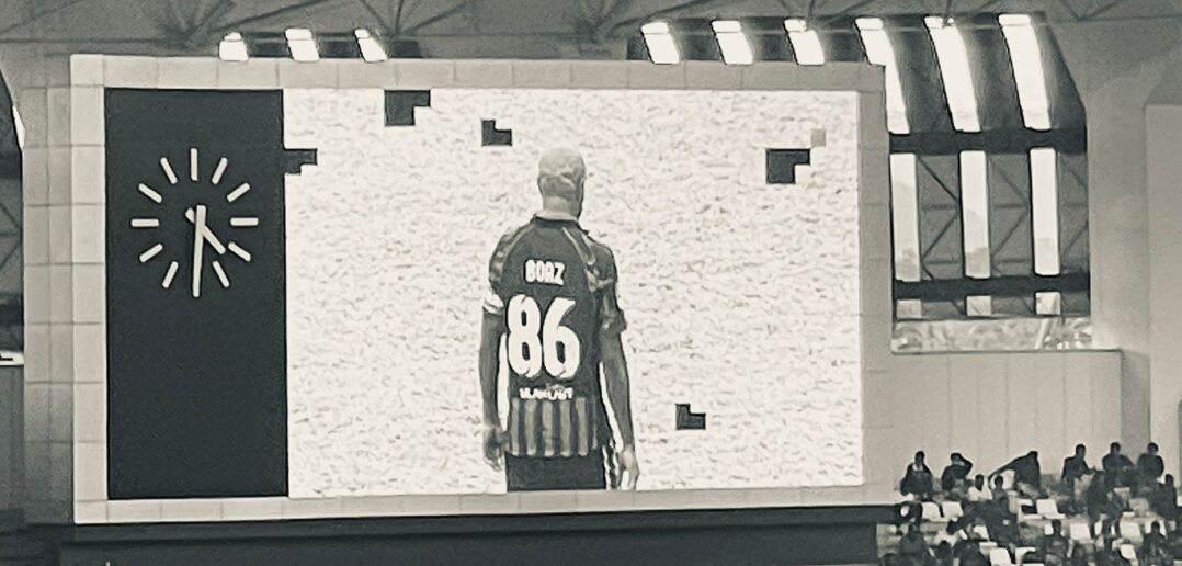 Boaz Masih Hidup di Tribun Timur