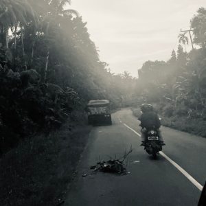 Sarmi, Negeri Ombak yang Saya Temui Saat Malam