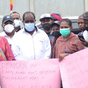 Aksi penolakan di Manokwari menolak 3 kelapa perusahaan sawit