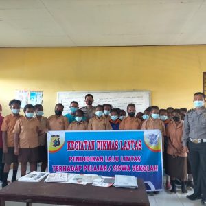 SatLantas Polres Boven Digoel Berikan Sosialisasi Etika Berlalu Lintas Sejak Dini Kepada Pelajar