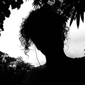 Perempuan Di Balik Buku
