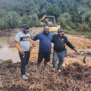 Dinas Peternakan Dan Perikanan Intan Jaya Bangun Kolam Penampungan Ikan Serta Kandang Ternak