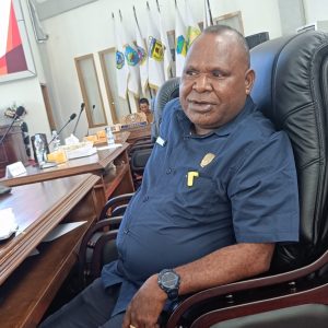 DPR Papua Tengah Dukung Program Sekolah Gratis