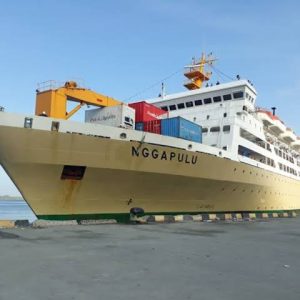 Persiapan Lebaran, KM Nggapulu & 2 Kapal Rute Papua Sedang Melakukan Perawatan