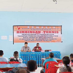Bawaslu Nabire Berikan Bimbingan Teknis Bagi Panwas Tingkat Distrik